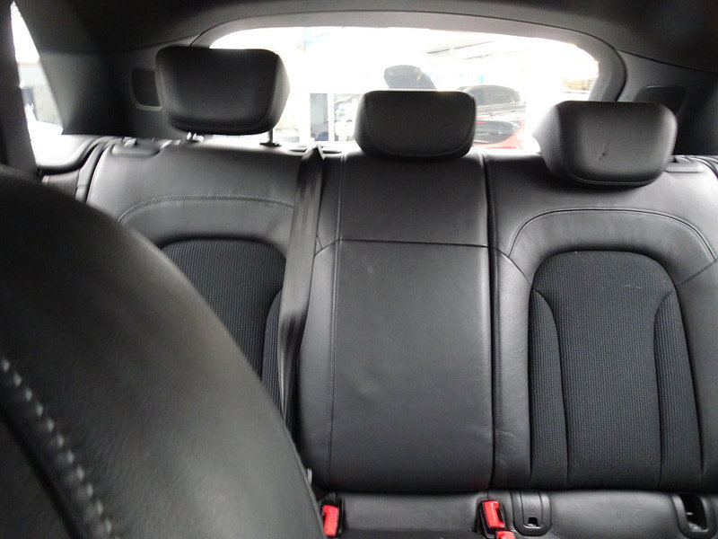 Audi Q3 2.0 TDI S line S Tronic quattro Euro 5 (s/s) 5dr 5dr Automatic 2026