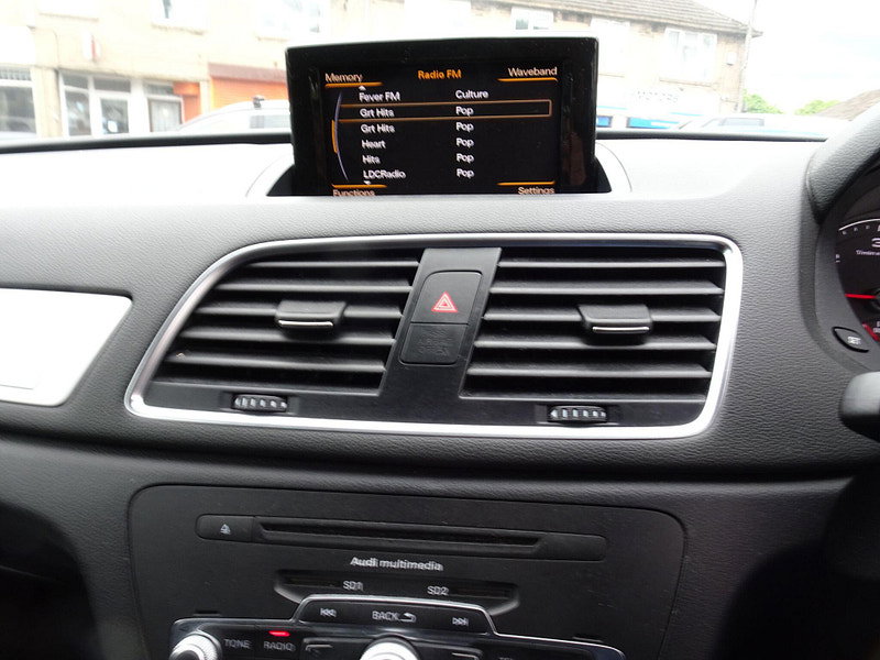 Audi Q3 2.0 TDI S line S Tronic quattro Euro 5 (s/s) 5dr 5dr Automatic 2026
