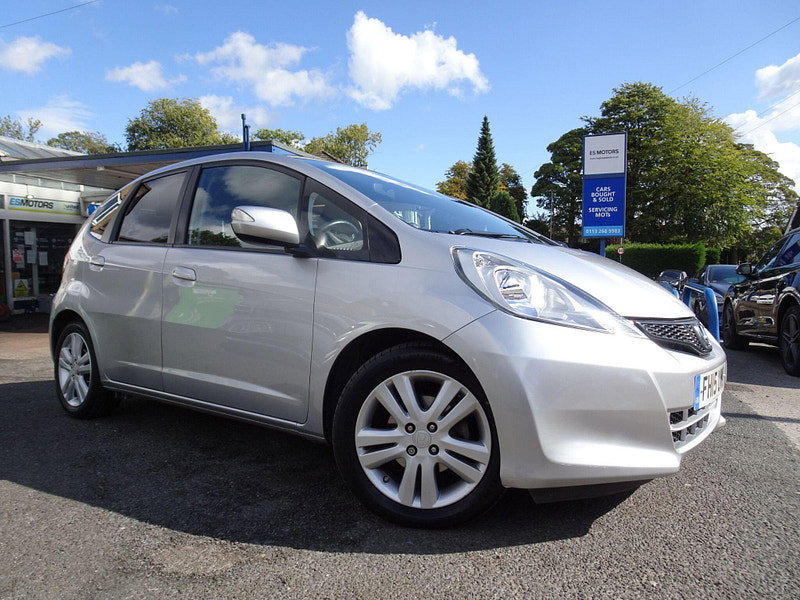 Honda Jazz 1.4 i-VTEC ES Plus Euro 5 5dr 5dr Manual 2026