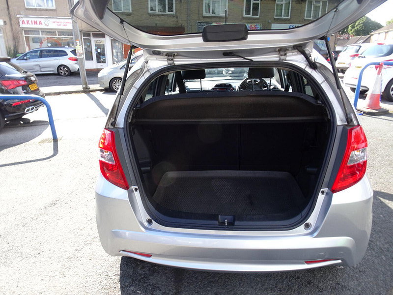 Honda Jazz 1.4 i-VTEC ES Plus Euro 5 5dr 5dr Manual 2026
