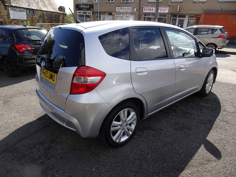Honda Jazz 1.4 i-VTEC ES Plus Euro 5 5dr 5dr Manual 2026