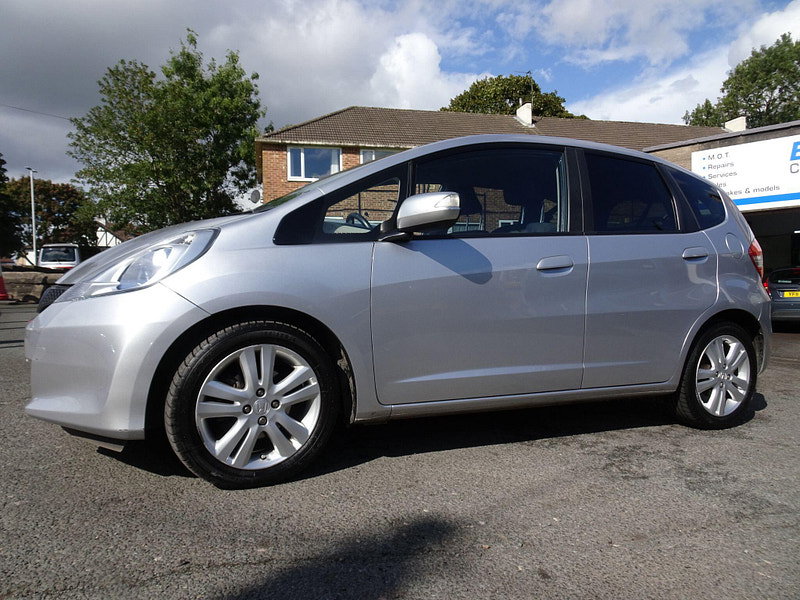 Honda Jazz 1.4 i-VTEC ES Plus Euro 5 5dr 5dr Manual 2026