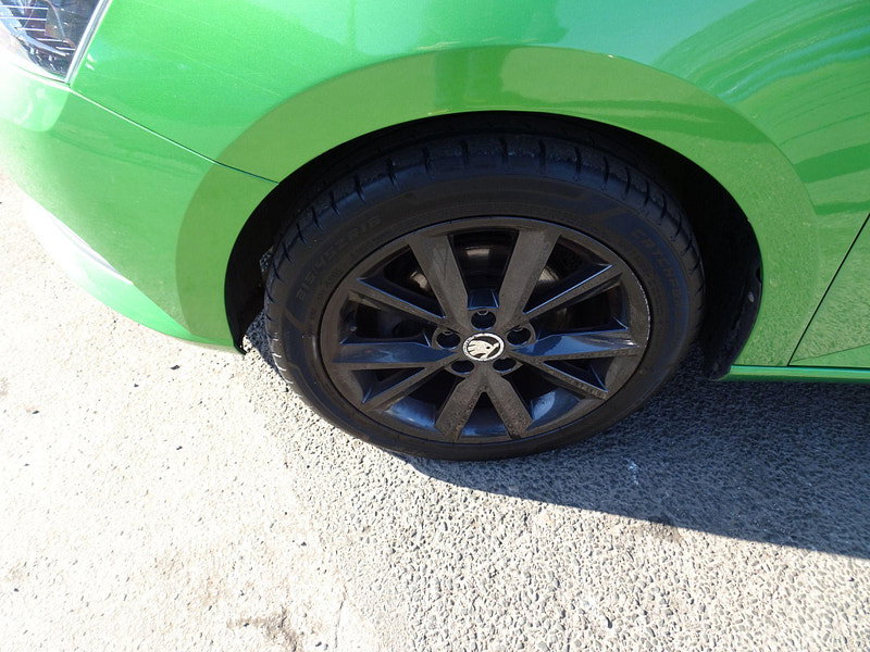 Skoda Fabia 1.0 Colour Edition Euro 6 (s/s) 5dr 5dr Manual 2026