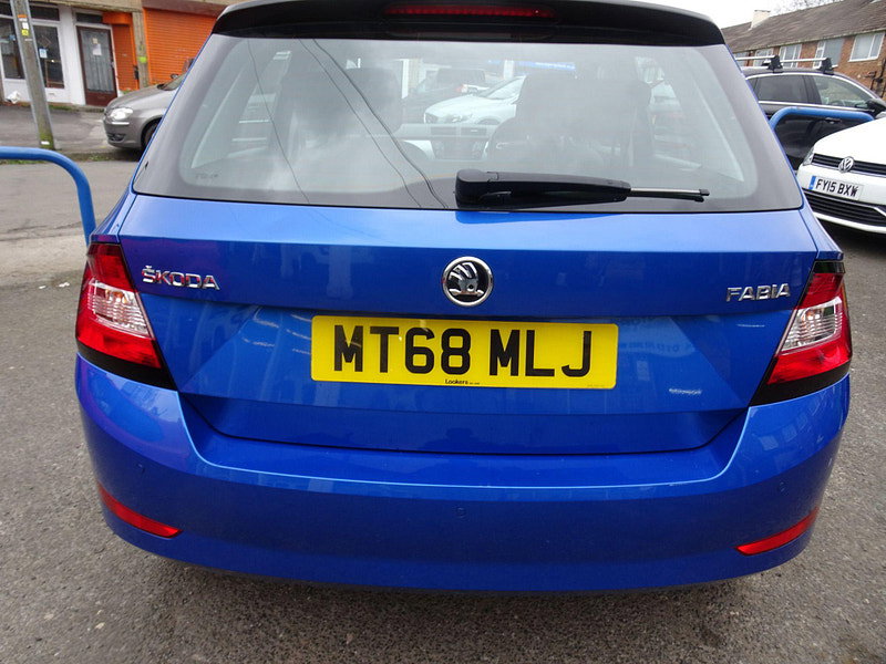 Skoda Fabia 1.0 Colour Edition Euro 6 (s/s) 5dr 5dr Manual 2026