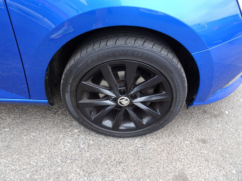Skoda Fabia 1.0 Colour Edition Euro 6 (s/s) 5dr 5dr Manual 2026