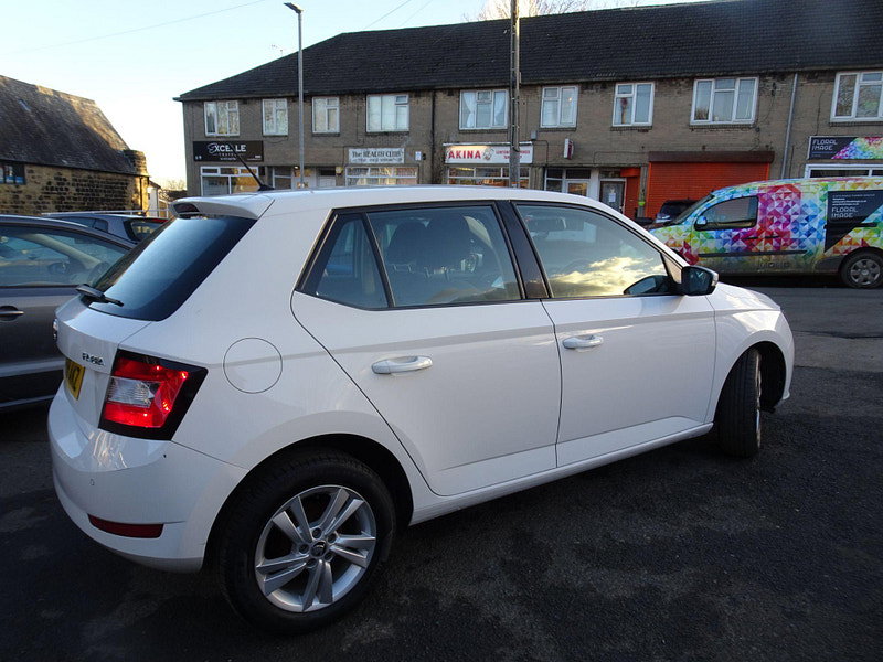 Skoda Fabia 1.0 SE Euro 6 (s/s) 5dr 5dr Manual 2026