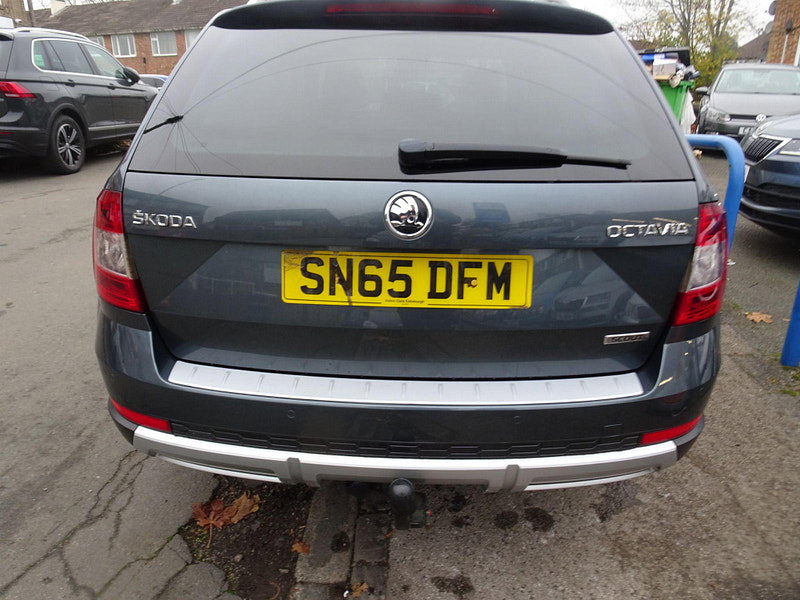 Skoda Octavia 2.0 TDI Scout DSG 4WD Euro 6 (s/s) 5dr 5dr Automatic 2026