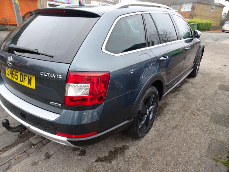 Skoda Octavia 2.0 TDI Scout DSG 4WD Euro 6 (s/s) 5dr 5dr Automatic 2026