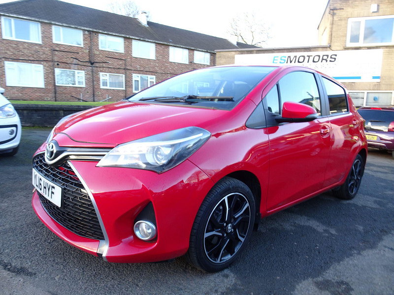 Toyota Yaris 1.33 Dual VVT-i Design Euro 6 5dr 5dr Manual 2026