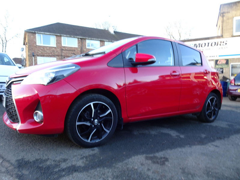 Toyota Yaris 1.33 Dual VVT-i Design Euro 6 5dr 5dr Manual 2026