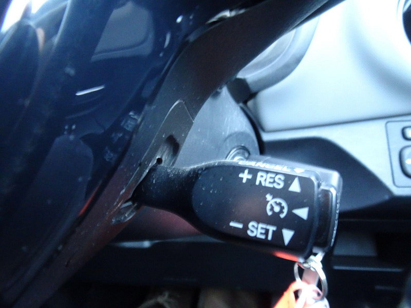 Toyota Yaris 1.33 Dual VVT-i Design Euro 6 5dr 5dr Manual 2026