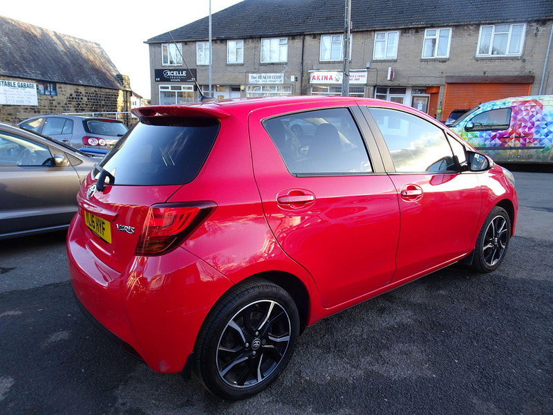 Toyota Yaris 1.33 Dual VVT-i Design Euro 6 5dr 5dr Manual 2026