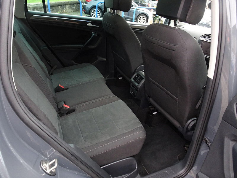 Volkswagen Tiguan 1.4 TSI 13kWh Elegance DSG Euro 6 (s/s) 5dr 5dr Automatic 2026