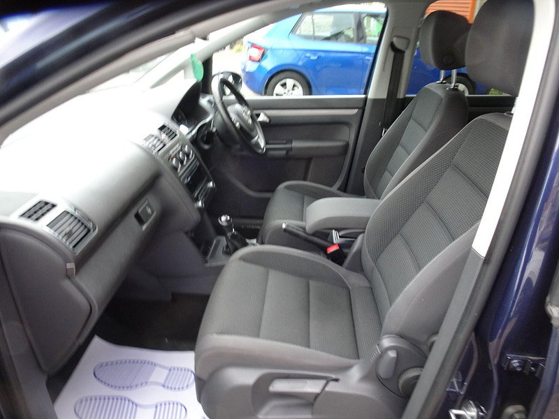 Volkswagen Touran 1.6 TDI SE Euro 5 5dr 5dr Manual 2026