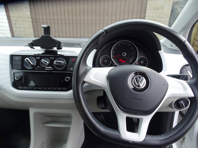 Volkswagen up! 1.0 up! beats Euro 6 (s/s) 5dr 5dr Manual 2026