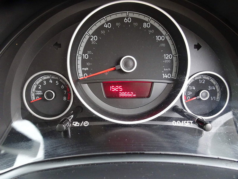 Volkswagen up! 1.0 up! beats Euro 6 (s/s) 5dr 5dr Manual 2026