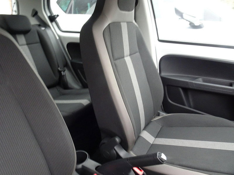 Volkswagen up! 1.0 BlueMotion Tech High up! ASG Euro 6 (s/s) 5dr 5dr Automatic 2026