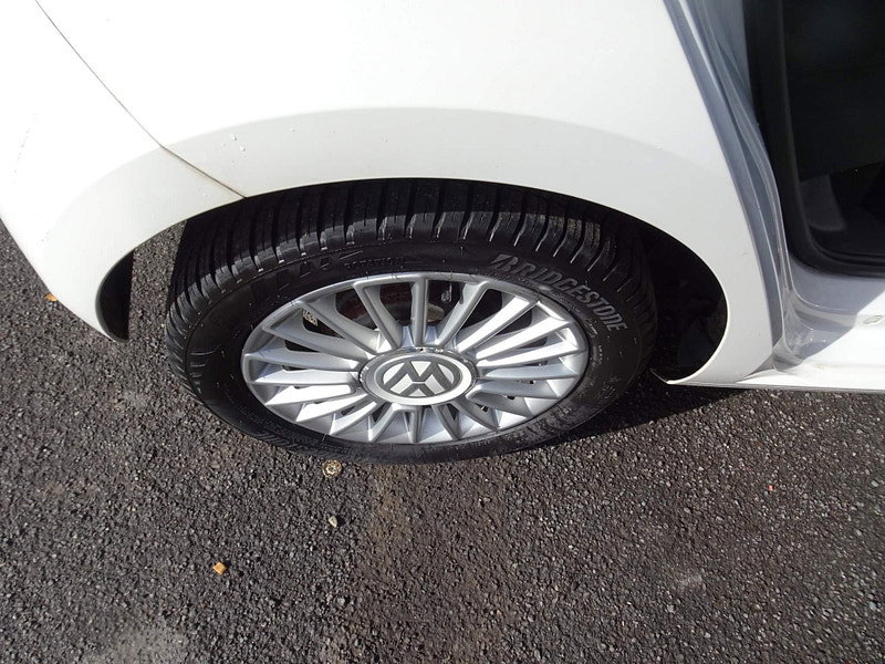 Volkswagen up! 1.0 BlueMotion Tech High up! Euro 5 (s/s) 5dr 5dr Manual 2026