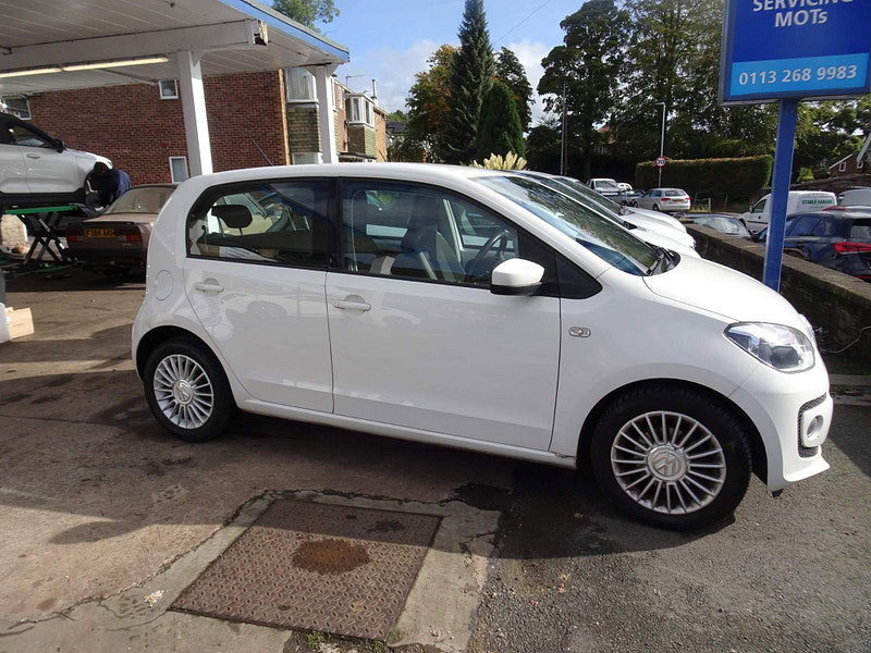 Volkswagen up! 1.0 BlueMotion Tech High up! Euro 5 (s/s) 5dr 5dr Manual 2026