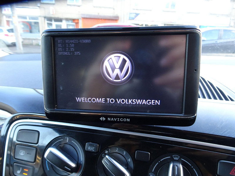 Volkswagen up! 1.0 High up! Euro 5 3dr 3dr Manual 2026