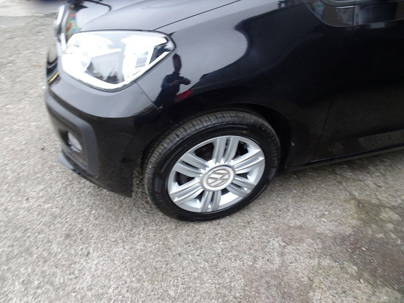 Volkswagen up! 1.0 High up! Euro 6 (s/s) 5dr 5dr Manual 2026