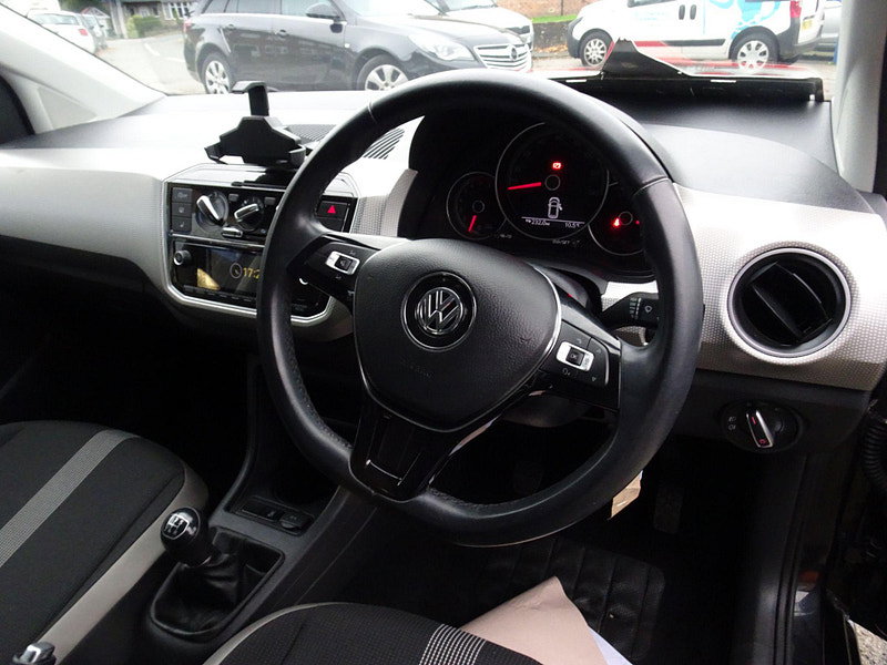 Volkswagen up! 1.0 High up! Euro 6 (s/s) 5dr 5dr Manual 2026