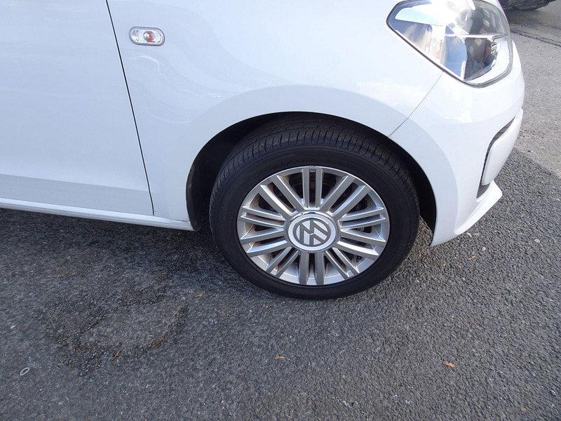 Volkswagen up! 1.0 Look up! Euro 6 5dr 5dr Manual 2026