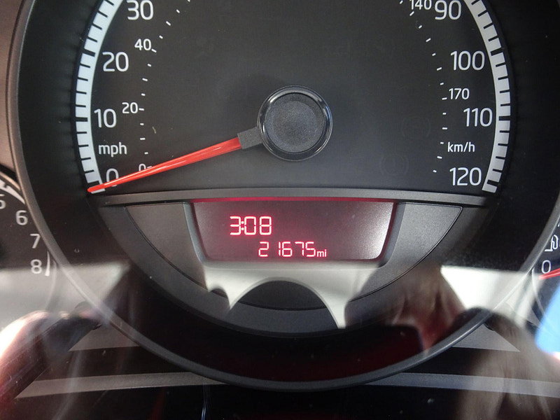 Volkswagen up! 1.0 Look up! Euro 6 5dr 5dr Manual 2026