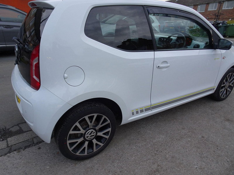 Volkswagen up! 1.0 Street up! Euro 6 3dr 3dr Manual 2026