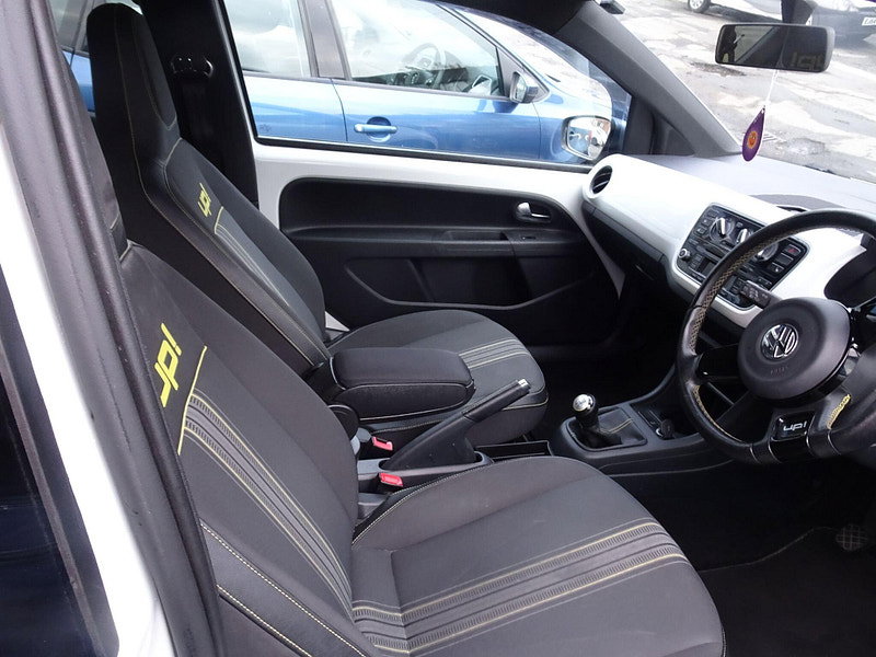 Volkswagen up! 1.0 Street up! Euro 6 3dr 3dr Manual 2026
