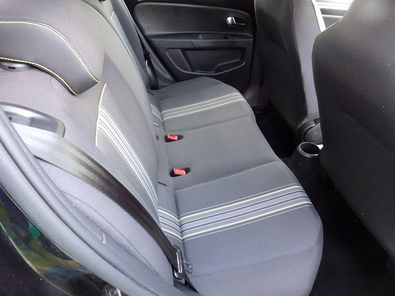 Volkswagen up! 1.0 Street up! Euro 6 5dr 5dr Manual 2026