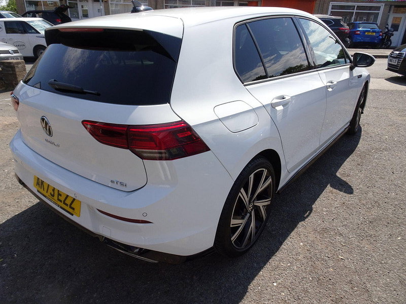 Volkswagen Golf 1.5 eTSI MHEV R-Line DSG Euro 6 (s/s) 5dr 5dr Automatic 2026