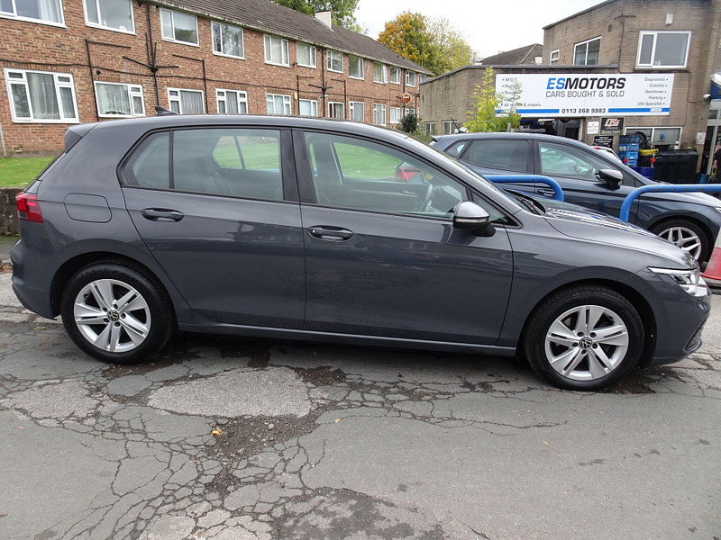 Volkswagen Golf 1.0 TSI Life Euro 6 (s/s) 5dr 5dr Manual 2026