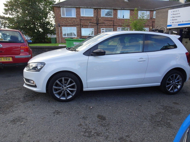 Volkswagen Polo 1.2 TSI BlueMotion Tech SE Design Euro 6 (s/s) 3dr 3dr Manual 2026