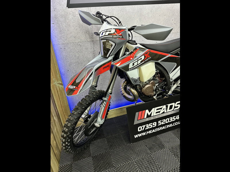 GPX Moto TSE 300R 2027 0dr 2026