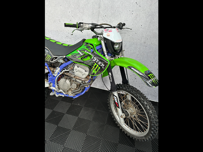 KAWASAKI KLX250 road registered  0dr  2026