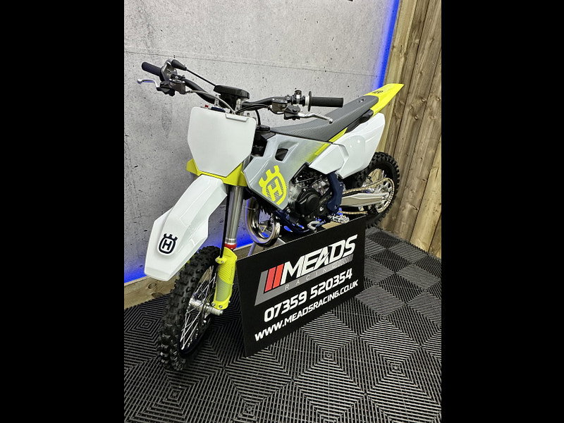 HUSQVARNA TC 2025 0dr 2026