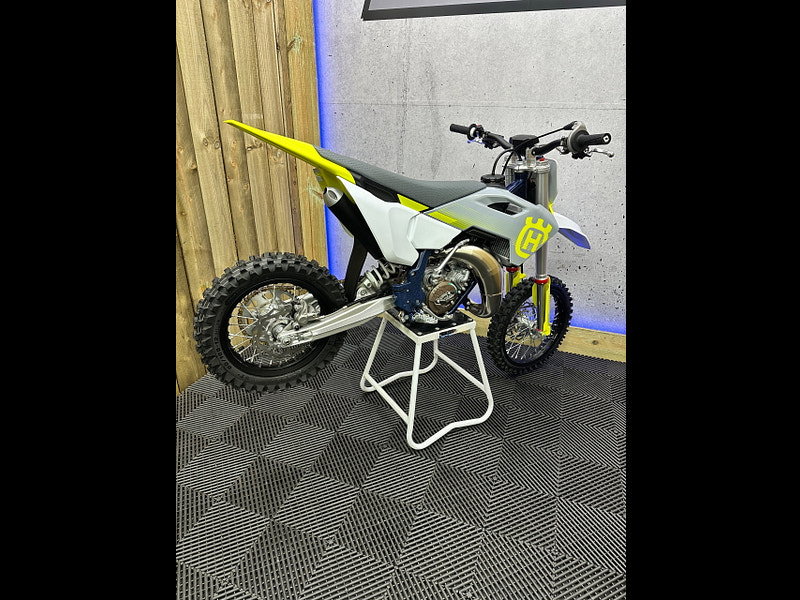 HUSQVARNA TC 2025 0dr 2026