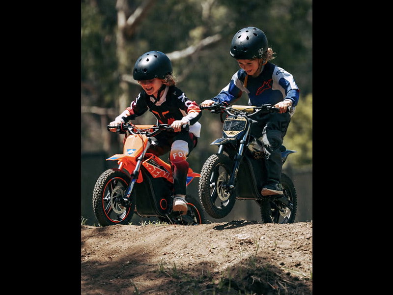 RFN Rally Pro RFN WARRIOR KIDS SX-E800 0dr 2026