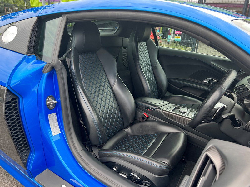 Audi R8 5.2 FSI V10 Plus S Tronic quattro Euro 6 (s/s) 2dr 2dr Automatic 2026
