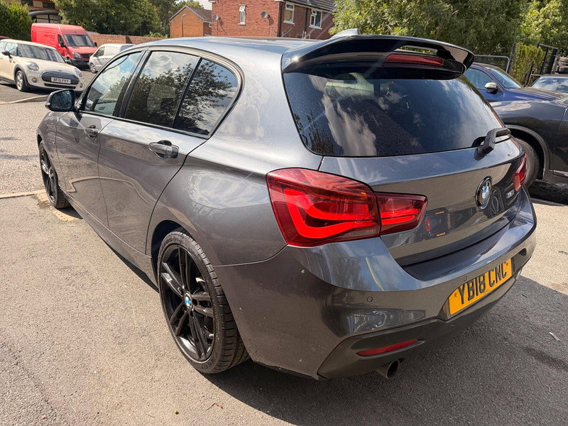 BMW 1 Series 1.5 118i M Sport Shadow Edition Euro 6 (s/s) 5dr 5dr Manual 2026