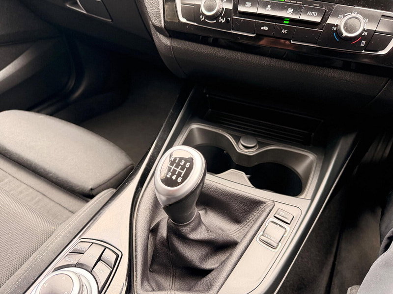 BMW 1 Series 1.5 118i Sport Euro 6 (s/s) 5dr 5dr Manual 2026