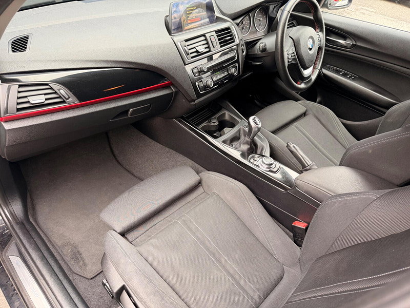 BMW 1 Series 1.5 118i Sport Euro 6 (s/s) 5dr 5dr Manual 2026