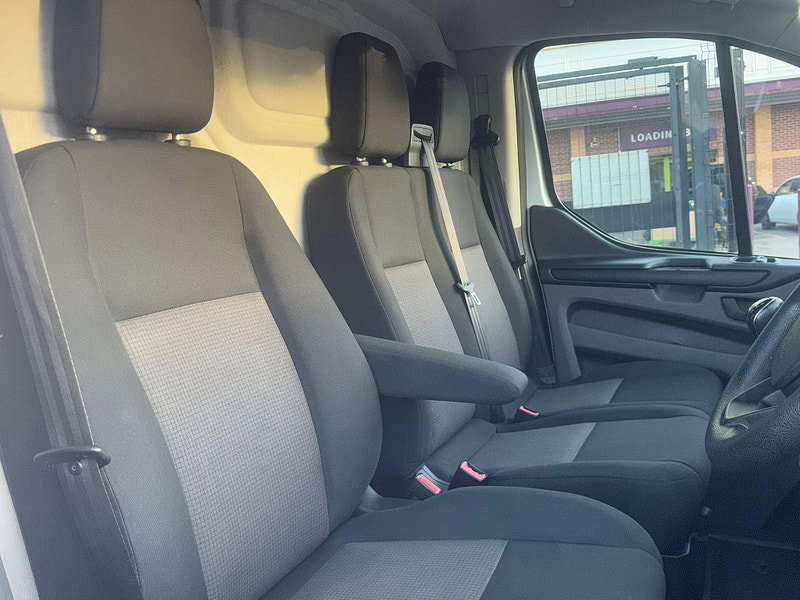 Ford Transit Custom 2.0 320 EcoBlue Leader L2 H2 Euro 6 (s/s) 5dr 5dr Manual 2026