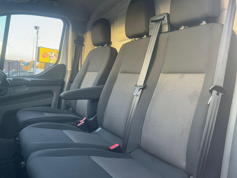 Ford Transit Custom 2.0 320 EcoBlue Leader L2 H2 Euro 6 (s/s) 5dr 5dr Manual 2026