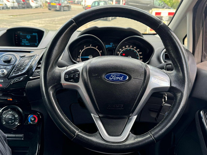 Ford Fiesta 1.0T EcoBoost Zetec Euro 5 (s/s) 3dr 3dr Manual 2026