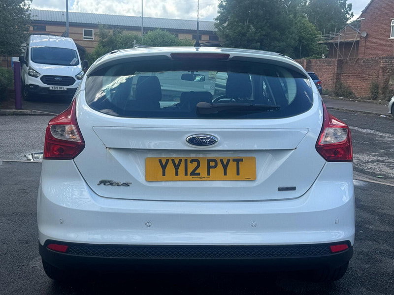 Ford Focus 1.0T EcoBoost Zetec Euro 5 (s/s) 5dr 5dr Manual 2026