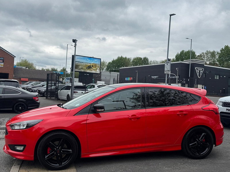 Ford Focus 1.5T EcoBoost Zetec S Red Edition Euro 6 (s/s) 5dr 5dr Manual 2026