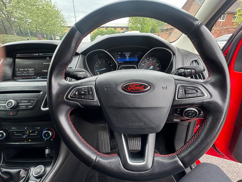 Ford Focus 1.5T EcoBoost Zetec S Red Edition Euro 6 (s/s) 5dr 5dr Manual 2026