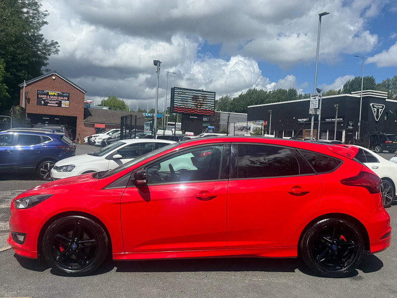 Ford Focus 1.5T EcoBoost Zetec S Red Edition Euro 6 (s/s) 5dr 5dr Manual 2026